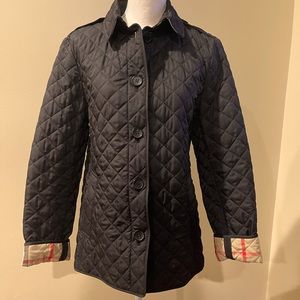 Burberry Quilted Jacket, new with tags. Black, signature vintage check lining XL